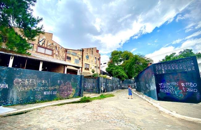 Beco do Batman: luto e protesto após PM matar artista