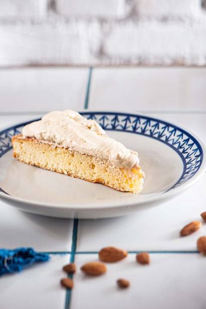 Torta amaretto: bolo feito com castanha de damasco Torta amaretto: bolo feito com castanha de damasco