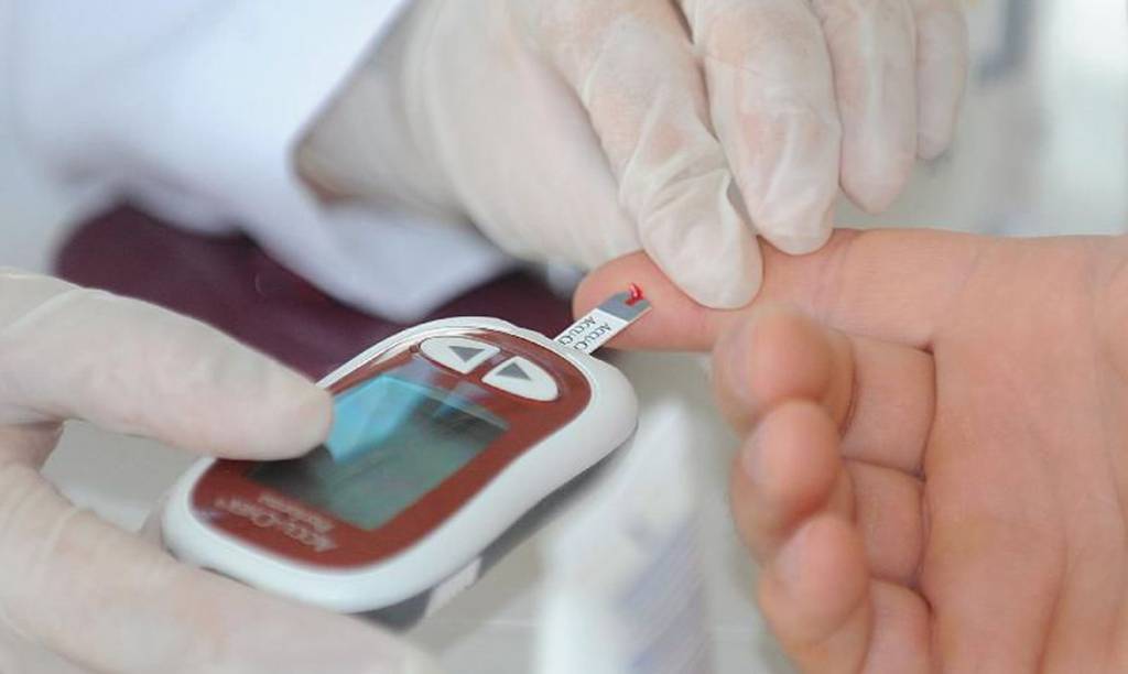 Médicos promovem teleatendimento gratuito sobre diabetes no sábado (21)