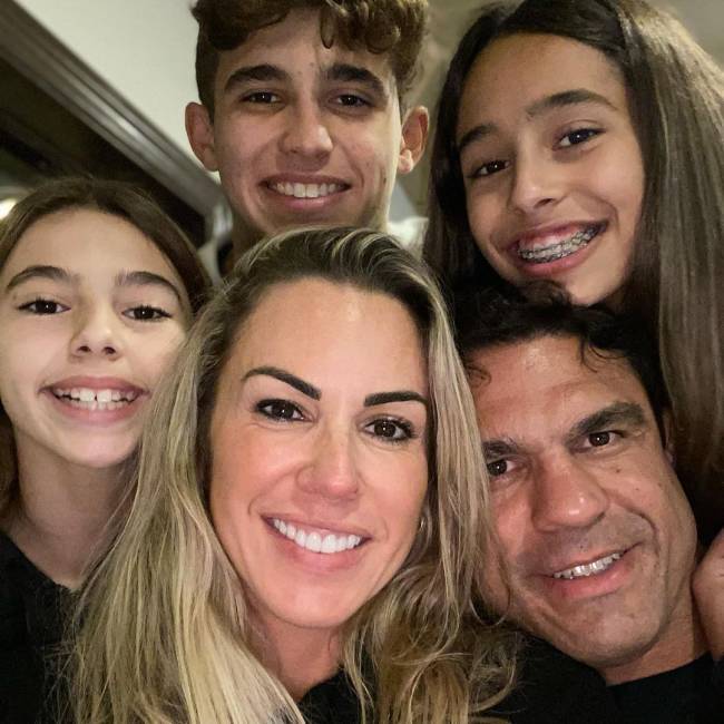 Joana e a família: vida de empresária nos Estados Unidos