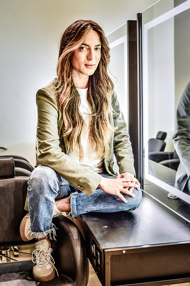 Cabeleireiro do Capão Redondo viraliza ao postar novo “antes e depois”