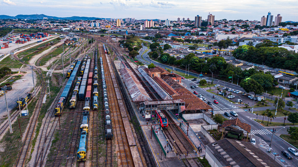 Jundiaí por drone Ponto final da linha: Jundiaí ficou entre os dez melhores munícipios brasileiros para se investir