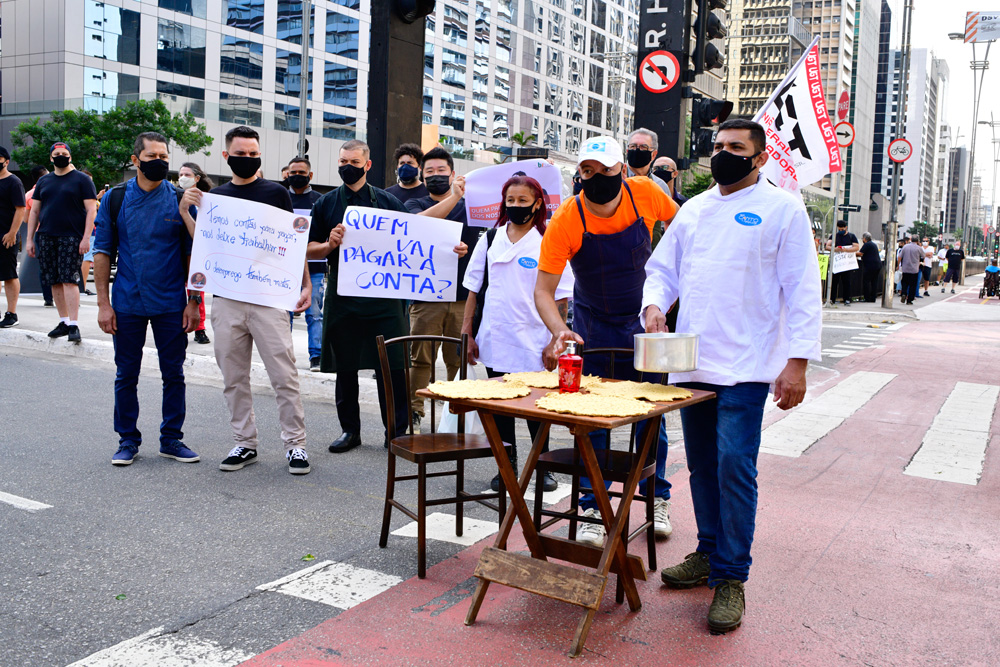 manifestação gastronomia Protesto na Paulista: empresários e funcionários do setor