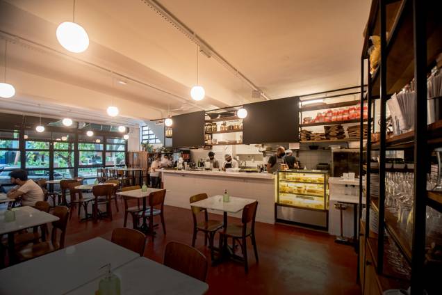 Salão do Lobozó: simulando um antigo refeitório Salão do Lobozó: simulando um antigo refeitório