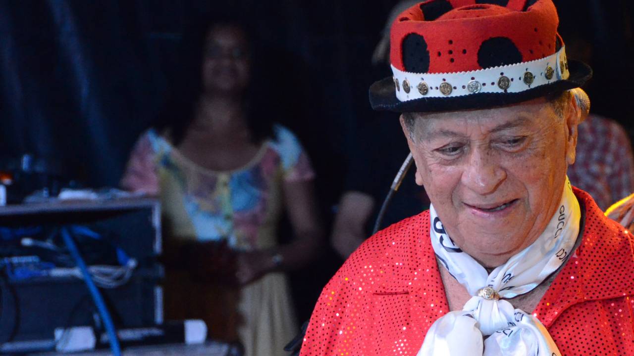 Foto do músico Genival Lacerda, 89 anos