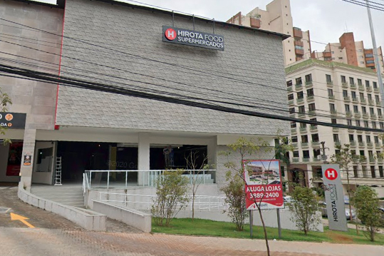 Casal relata que foi alvo de homofobia por funcionário de supermercado da Zona Sul