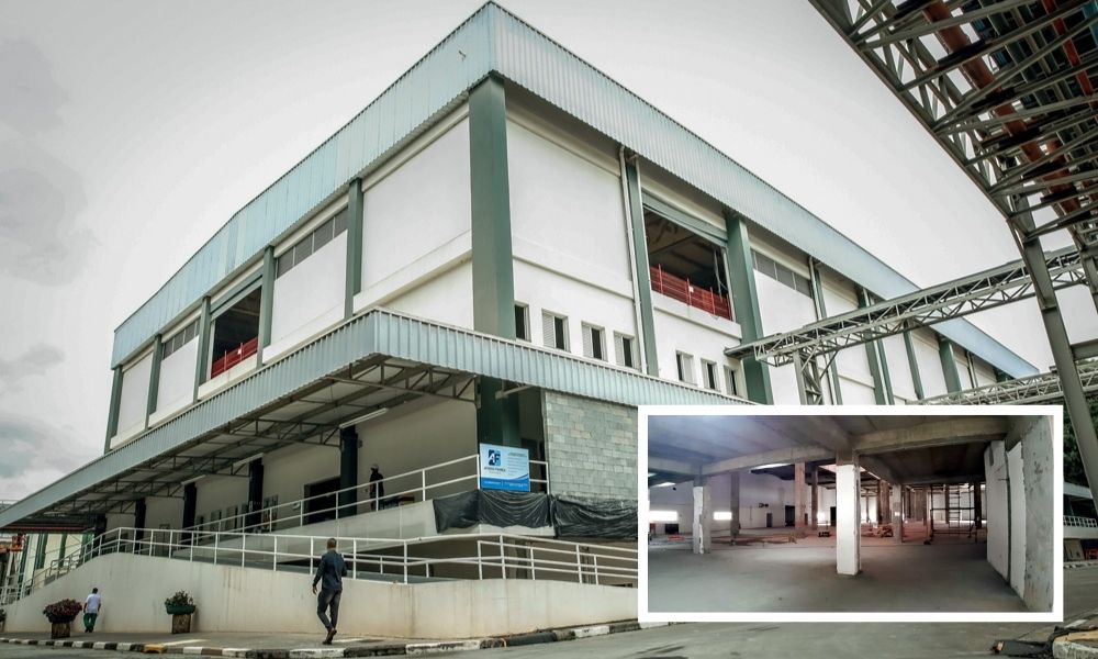 Fábrica Instituto Butantan Fábrica de CoronaVac, com uma pequena imagem no canto inferior com a parte interna, ainda vazia