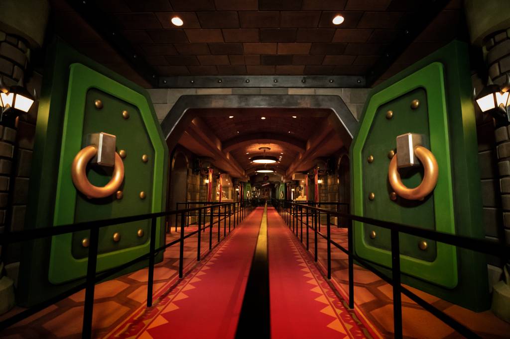 Super Nintendo World parque universal bowser Entrada da pista do Mario Kart no parque temático