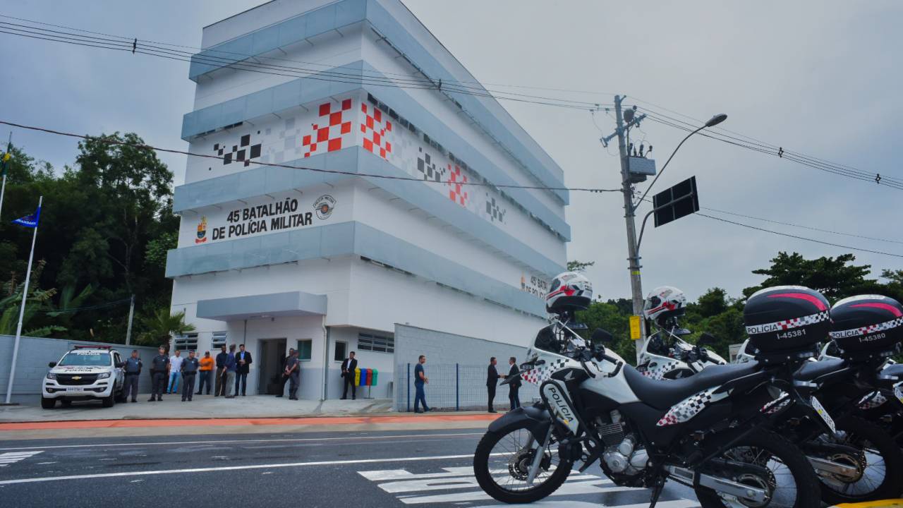 Imagem do prédio do Batalhão da Polícia Militar