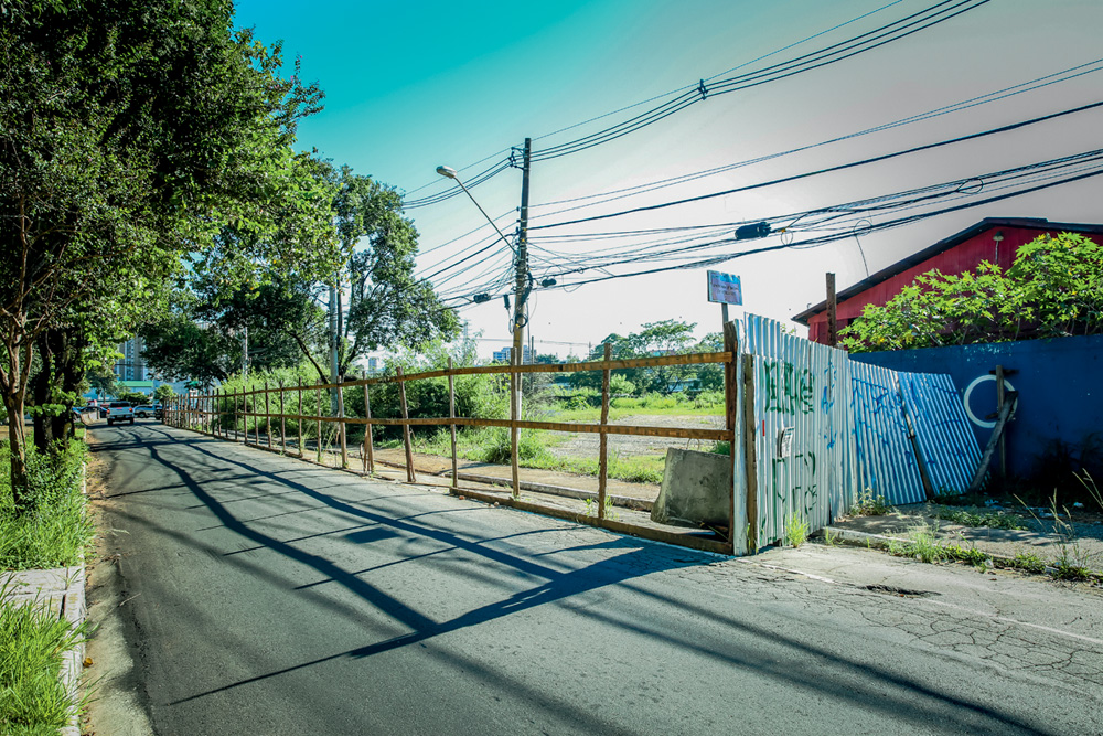 Av. Raimundo Pereira de Magalhães