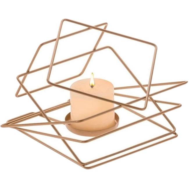 vela2.png Porta vela com aramado dourado