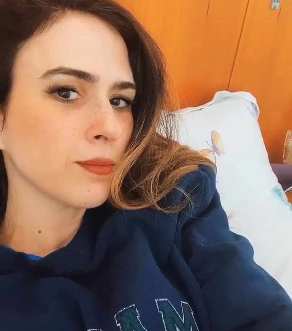 Tatá Werneck desabafa sobre críticas por uso de máscara