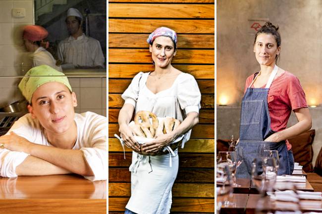 Três fotos da chef Paola Carosella unidas verticalmente por linha branca. A primeira à esquerda, com dólmã e lenço verde na cabeça, a chef (mulher branca) está abaixada, com braços apoiados sobre bancada de madeira. Ao centro, de blusa e avental brancos, segura cesta de pães em frente à parede de madeira. À esquerda, de macacão jeans e cabelo preso, está em meio a mesas postas no restaurante Arturito.