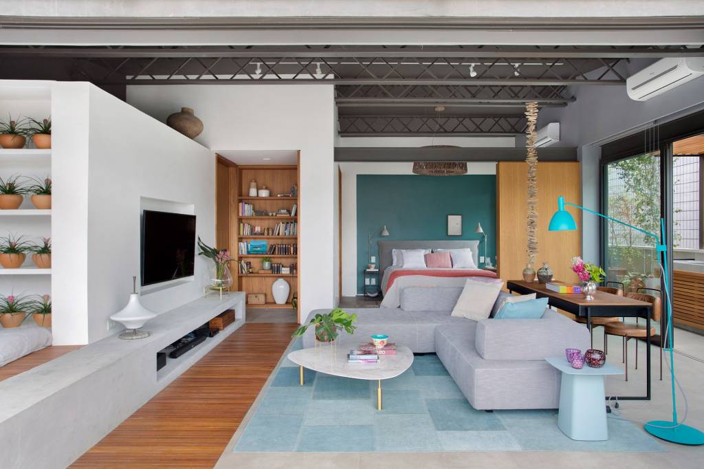 Adriana-Esteves15 Cobertura duplex no Rio de Janeiro possui área íntima de 151 m².