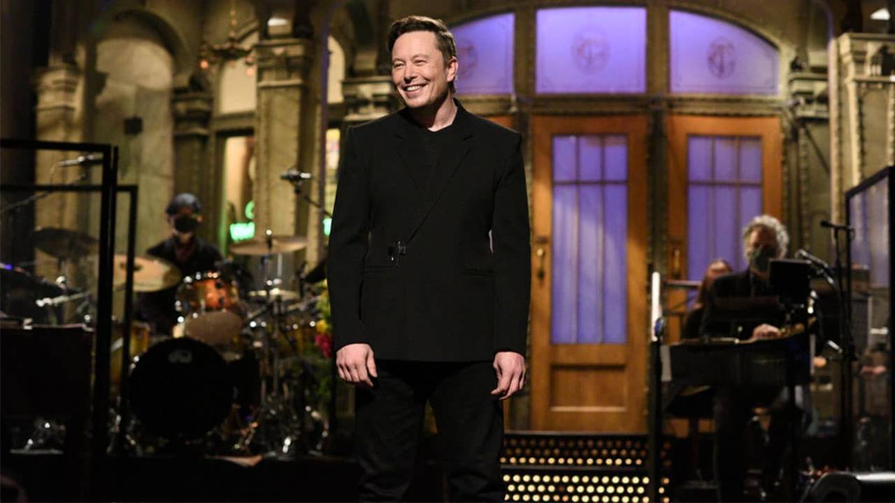 Elon Musk, fundador da Tesla e SpaceX, no programa Saturday Night Live.