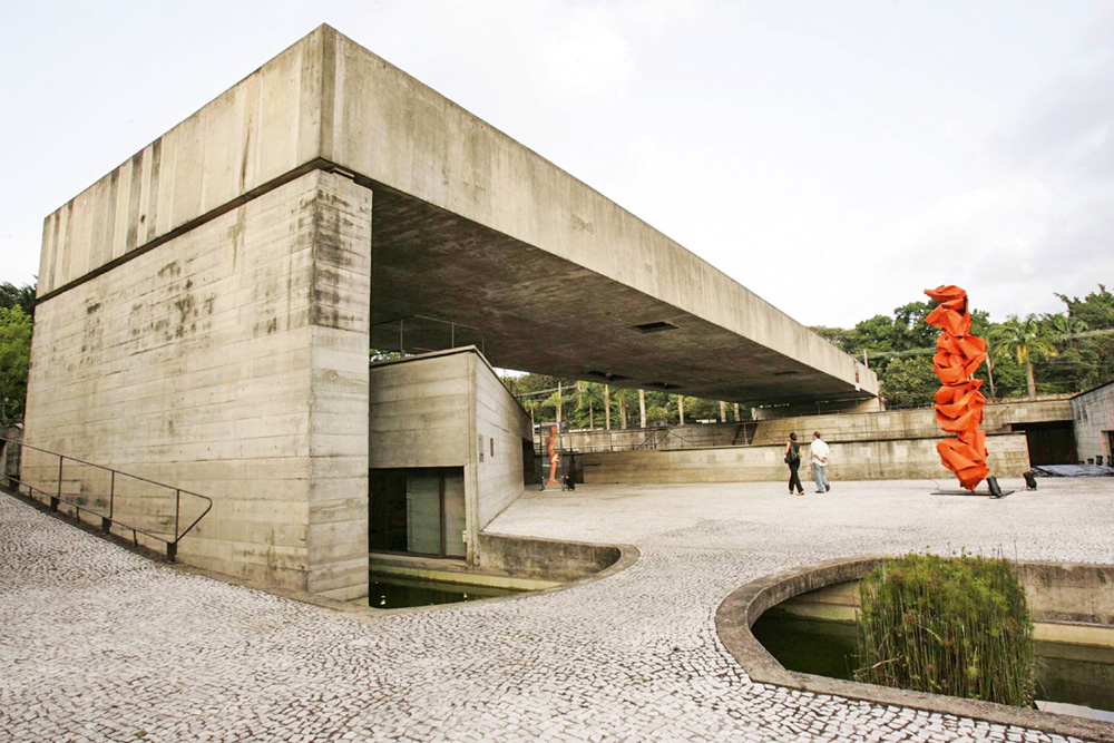 memória-PAULO-MENDES-DA-ROCHA-filho-MUBE fachada do MuBE