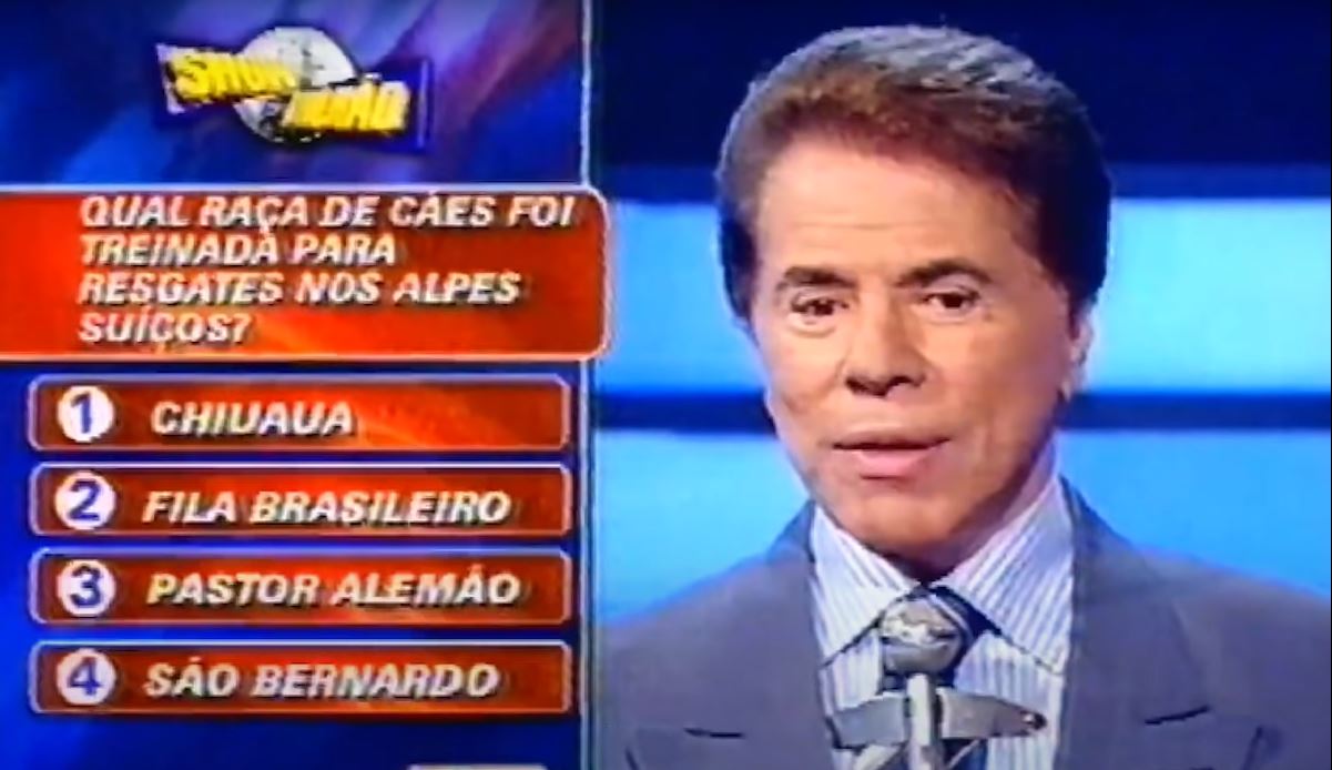 sílvio santos apresentando o show do milhão com gc de uma pergunta à esquerda