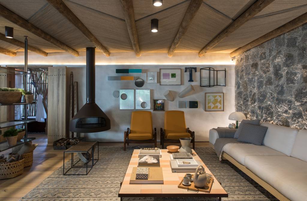 1-triplex-arquitetura-foto-felipe-araucc81jo Casa Raízes - Triplex Arquitetura_CASACOR São Paulo