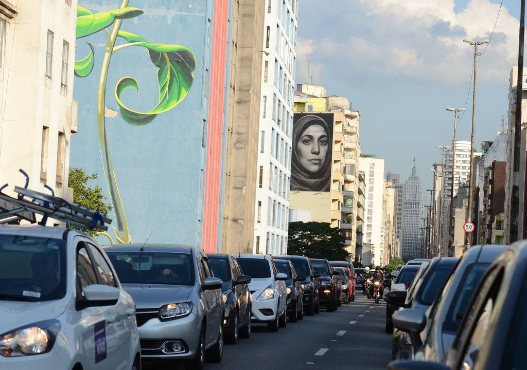 Trânsito / congestionamento no elevado João Goulart, o Minhocão