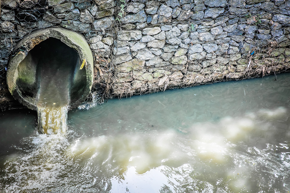 Após reportagem de Vejinha, Sabesp inicia obras em estações depredadas