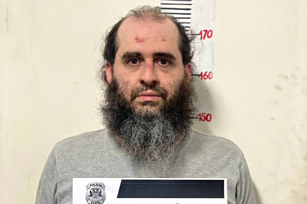 Homem suspeito de matar família a facadas é preso em São Paulo