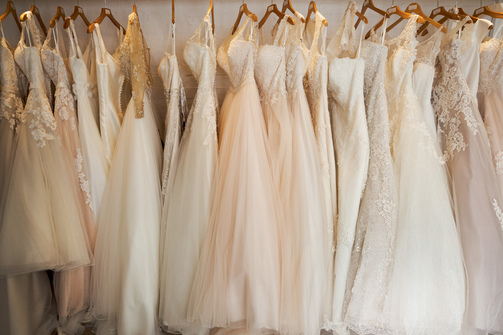 Vestidos ‘pra ontem’: onda de casamentos acelera o ritmo dos ateliês em SP