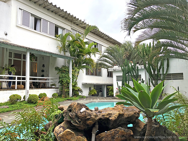 Residência de casal que presidiu o Corinthians é demolida; veja fotos