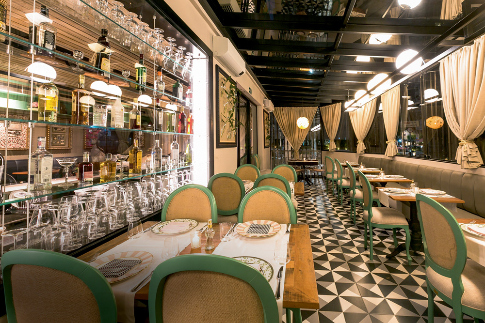 Empório Manuel oferece cardápio bem variado no Itaim Bibi. Leia a crítica