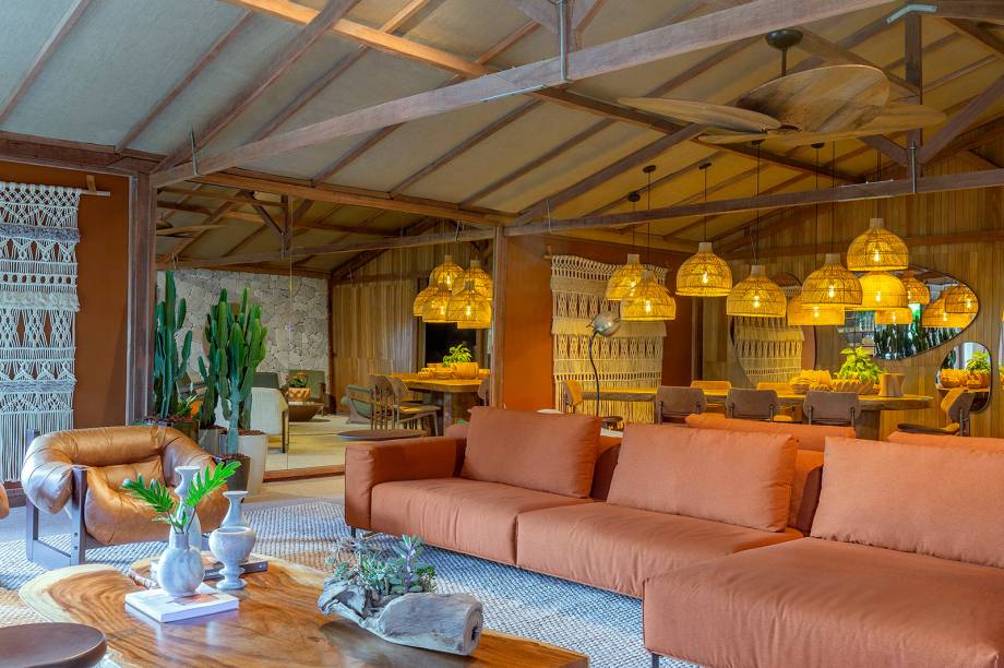 Casa da Mata. Fabíola Naoum e Wilker Godoi - CASACOR Goiás 2021. Casa da Mata. Fabíola Naoum e Wilker Godoi - CASACOR Goiás 2021.