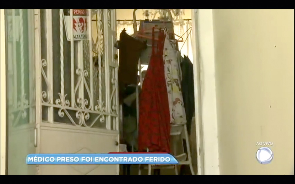 Roupas Farah Jorge Farah Foto mostra peças de roupa feminina usadas pelo cirurgião.
