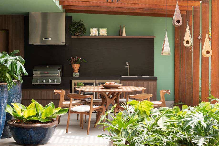 Fábio Pinho e Sinthia Ferrari - Varanda e Jardim. CASACOR Espírito Santo 2021. Fábio Pinho e Sinthia Ferrari - Varanda e Jardim. CASACOR Espírito Santo 2021.