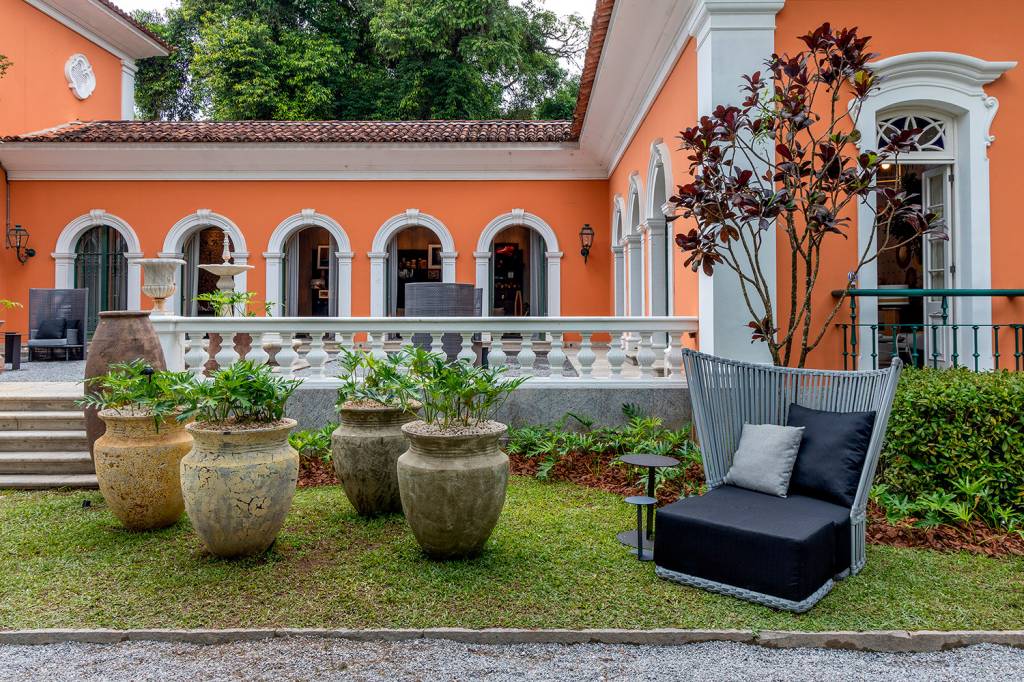 SANDRO-WARD-003 Sandro Ward – Jardim da Fachada