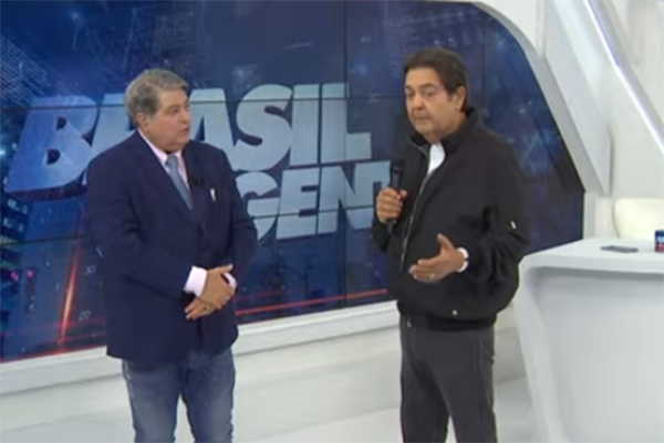 Imagem mostra Datena e Faustão juntos no estúdio do Brasil Urgente