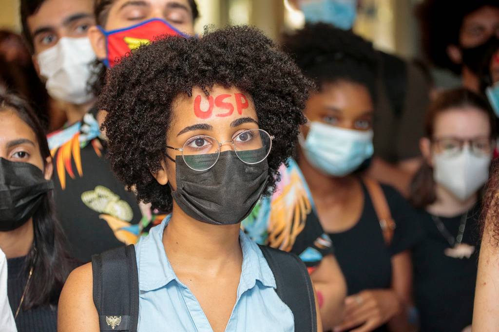 USP, Unesp e Unicamp mantêm obrigatoriedade do uso de máscaras