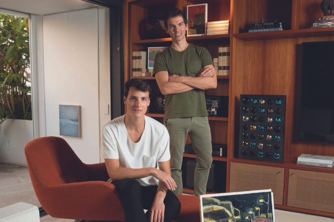 Jovens colecionadores de arte montam acervos pessoais sem gastar fortunas