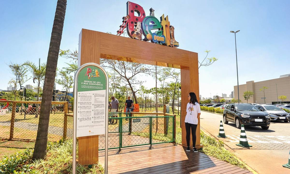 Fachada do Pet Park no Mooca Plaza