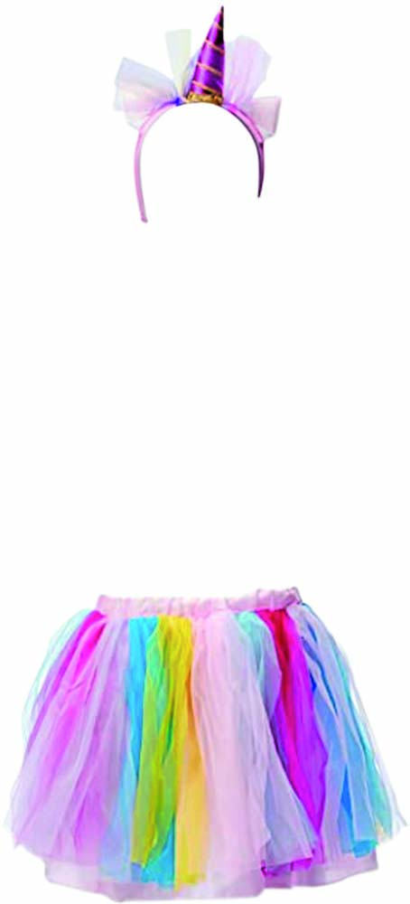 Tiara de unic&oacute;rnio e saia esvoa&ccedil;ante de v&eacute;u colorido