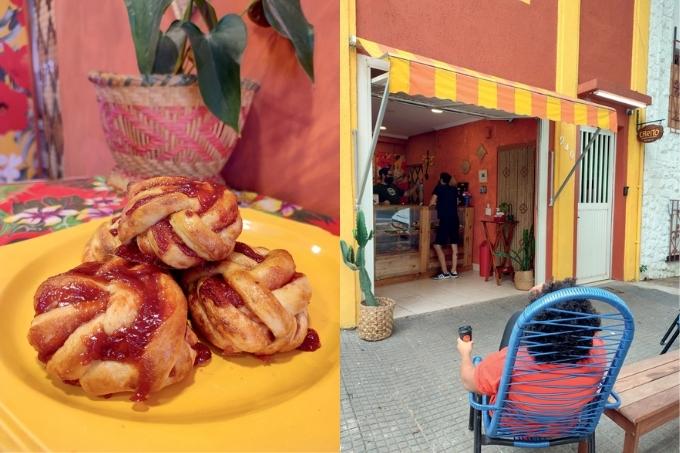 Taça de vidro com sorvete sobre base redonda de madeira, com pedaço de goiabada, pedaço de queijo e pequena faca ao lado, sobre mesa de madeira branca