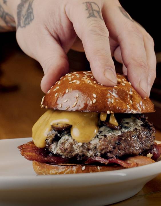 The same old blues, do HolyBurger: 180 gramas de carne