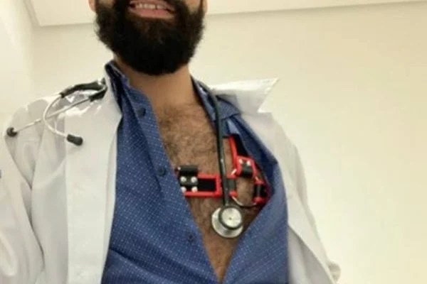 Doutor Peludo: CRM investiga médico que fazia sexo com supostos pacientes