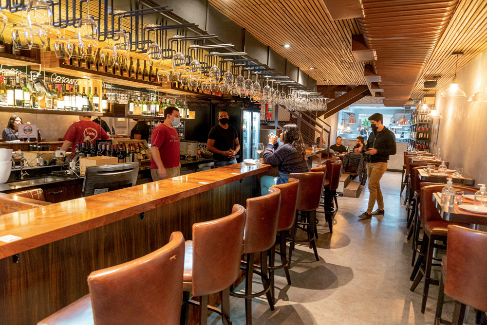 Vino!, em Pinheiros, agora tem almoço