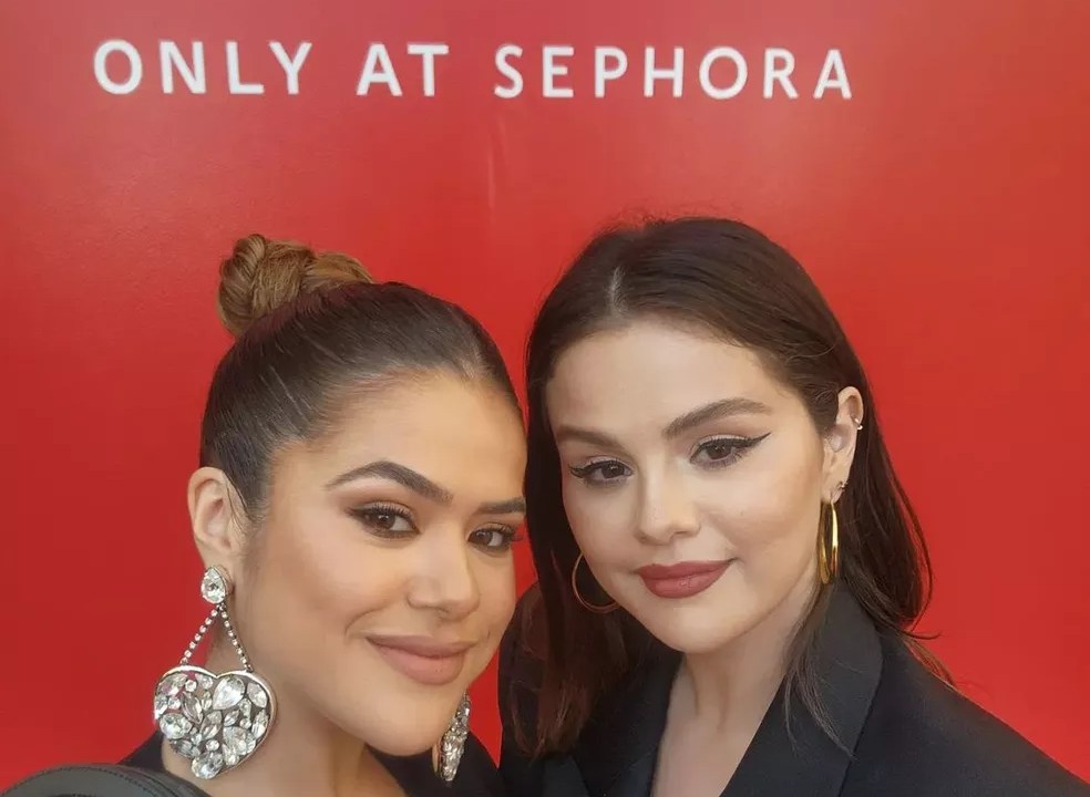 Maisa e Selena Gomez