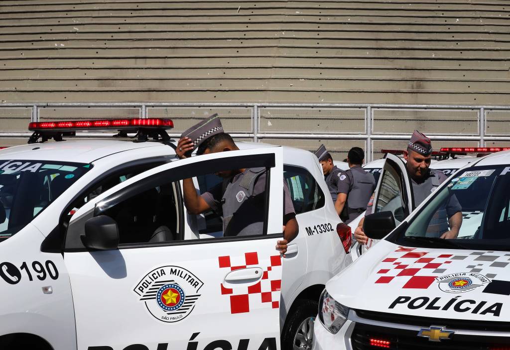 Viaturas da Polícia Militar de São Paulo.