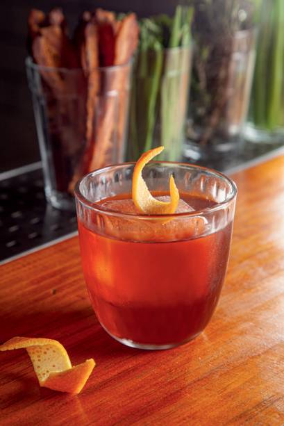 Bergroni: negroni com erva-mate Bergroni: negroni com erva-mate