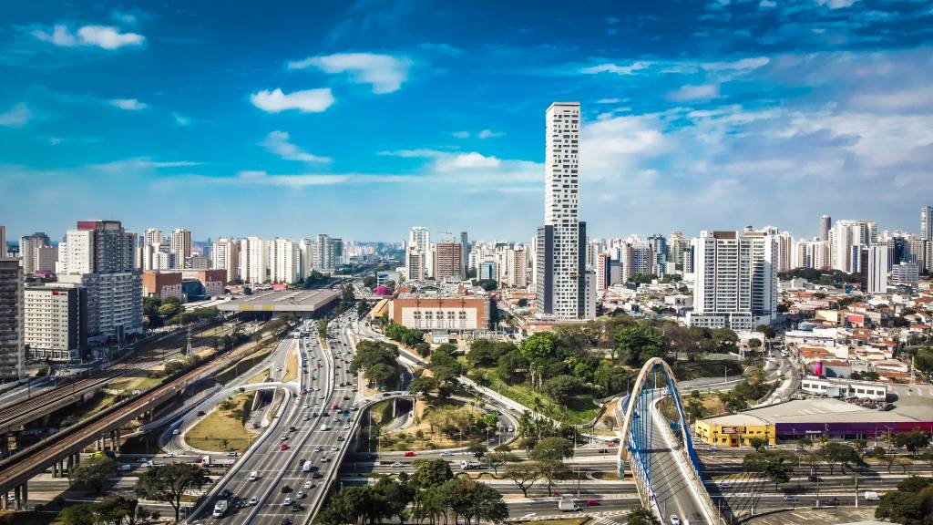 EIXO_PLATINA_3 Platina 220, a ser aberto em agosto deste ano, tem 172 metros e será o mais alto da cidade de São Paulo
