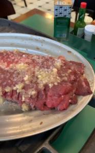 picanha Prato com carne crua