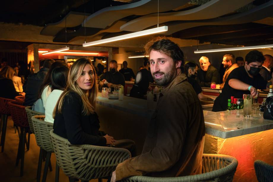 Fernanda e Bruno Mester, sócio do Z Deli Sandwiches, vencedor como melhor sanduba
