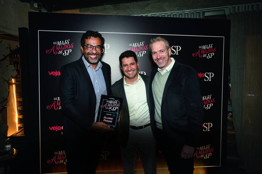 Marcelo Frazão e Cláudio Macedo, CEO da WTorre Entretenimento, gestora do Allianz Parque, o estádio predileto, com Jack Blanc