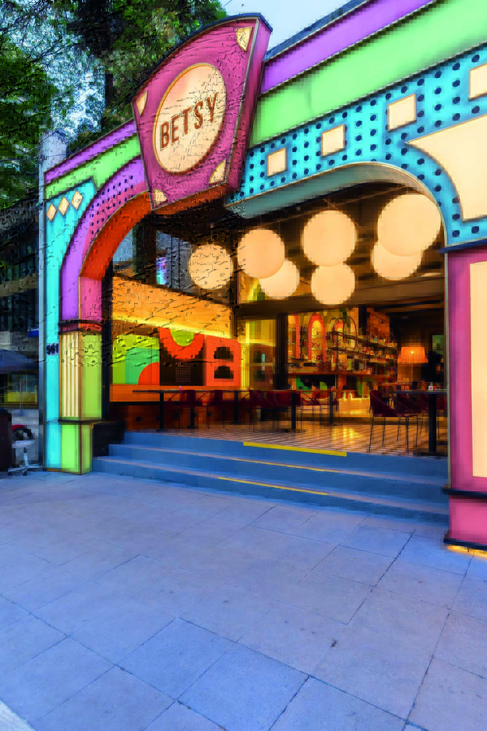 Conheça o Betsy, endereço instagramável de comidinhas e drinques do Itaim Bibi