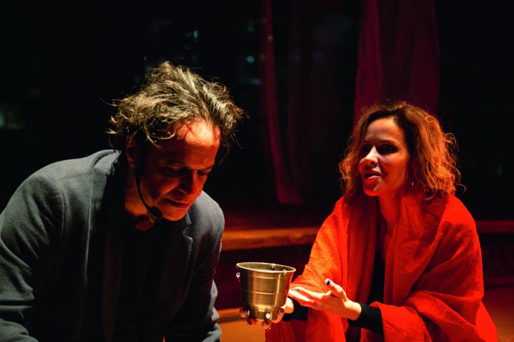 Versão de Zé Celso de ‘Fausto’ tem Leona Cavalli como demônio